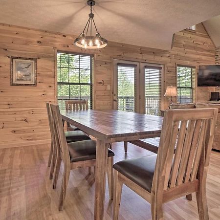 Rustic Pigeon Forge Home With Private Hot Tub! Εξωτερικό φωτογραφία
